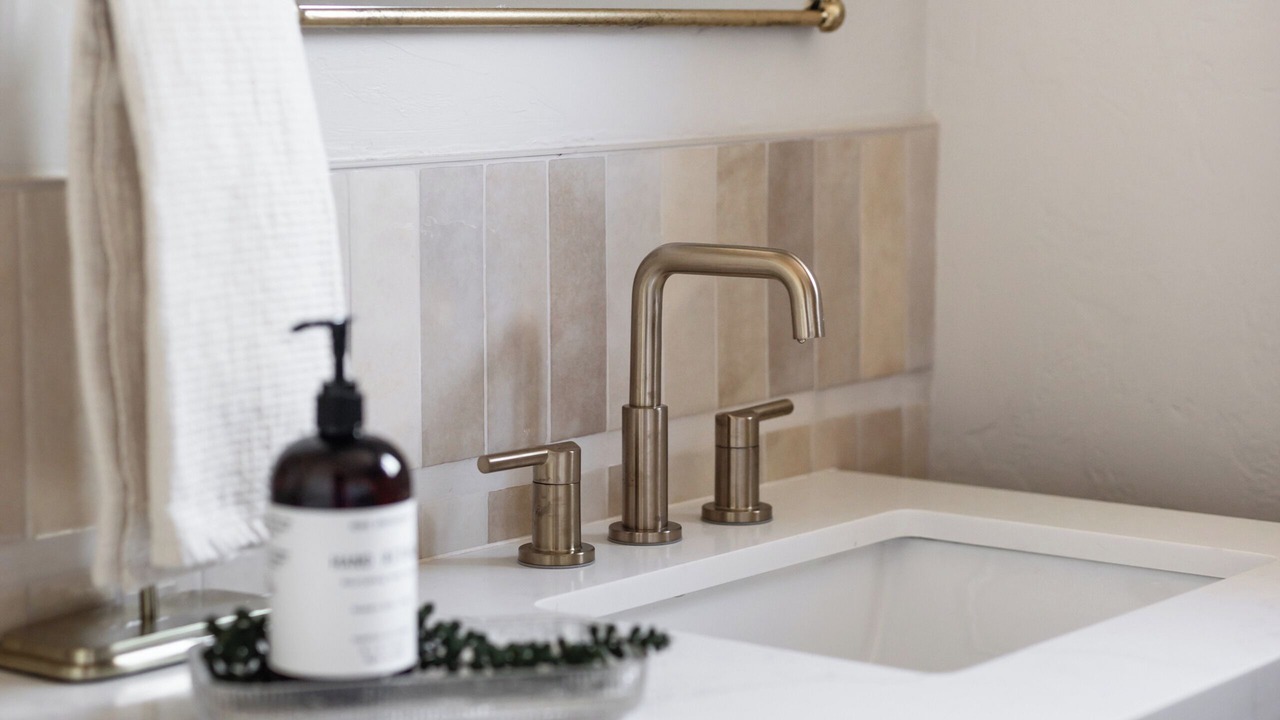 Photo of Bathroom in Blenman-Elm