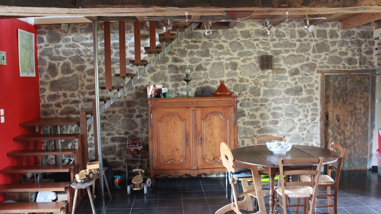 Photo of Others in Pompaire