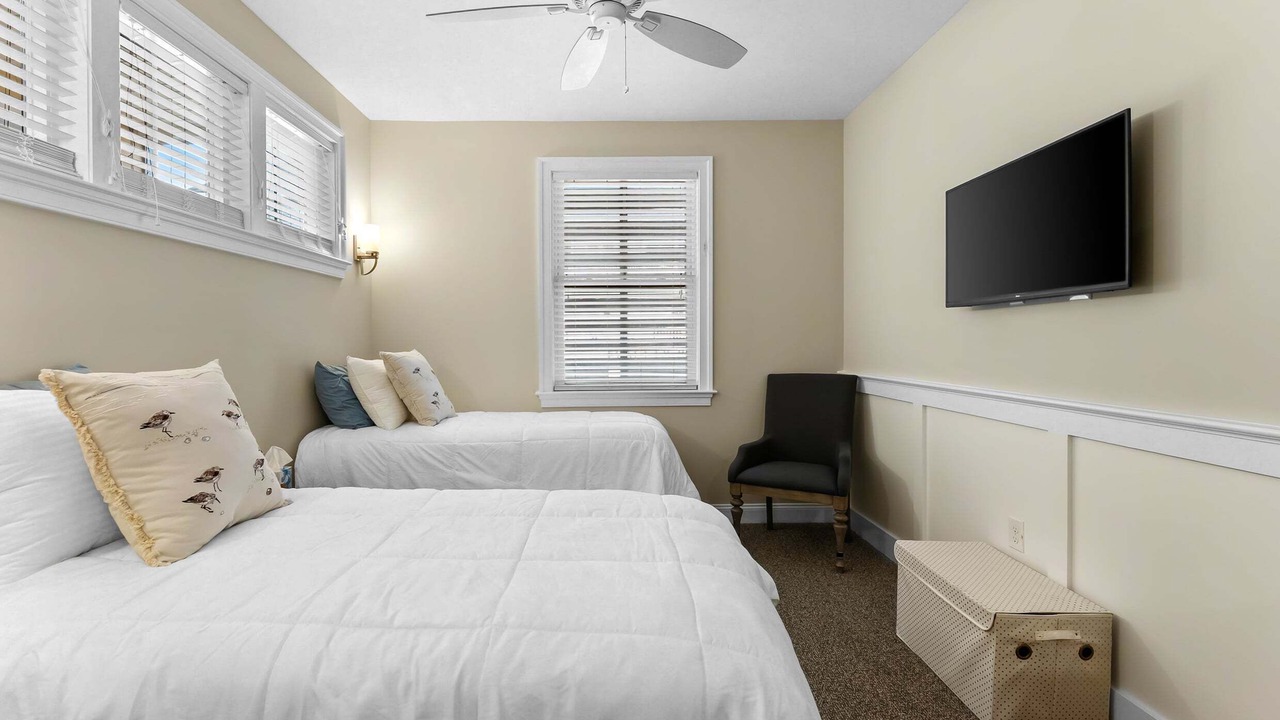 Photo of Bedroom in Townsend's Inlet