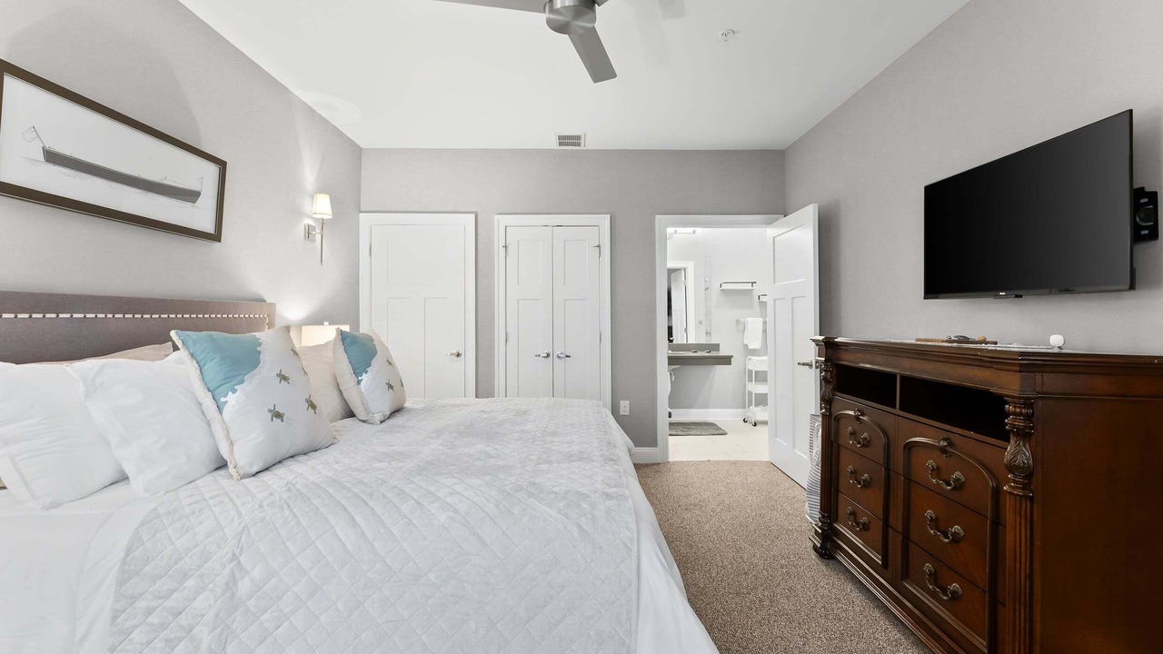 Photo of Bedroom in Townsend's Inlet