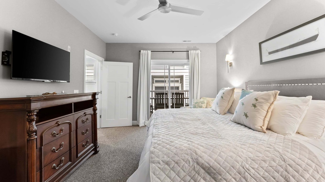 Photo of Bedroom in Townsend's Inlet