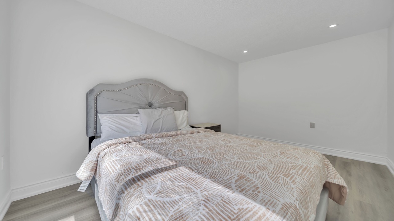 Photo of Bedroom in Caledon