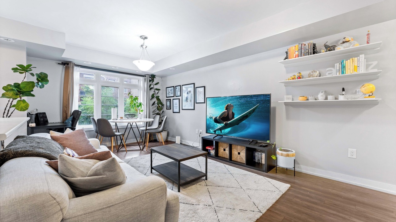 Photo of Livingroom in North York