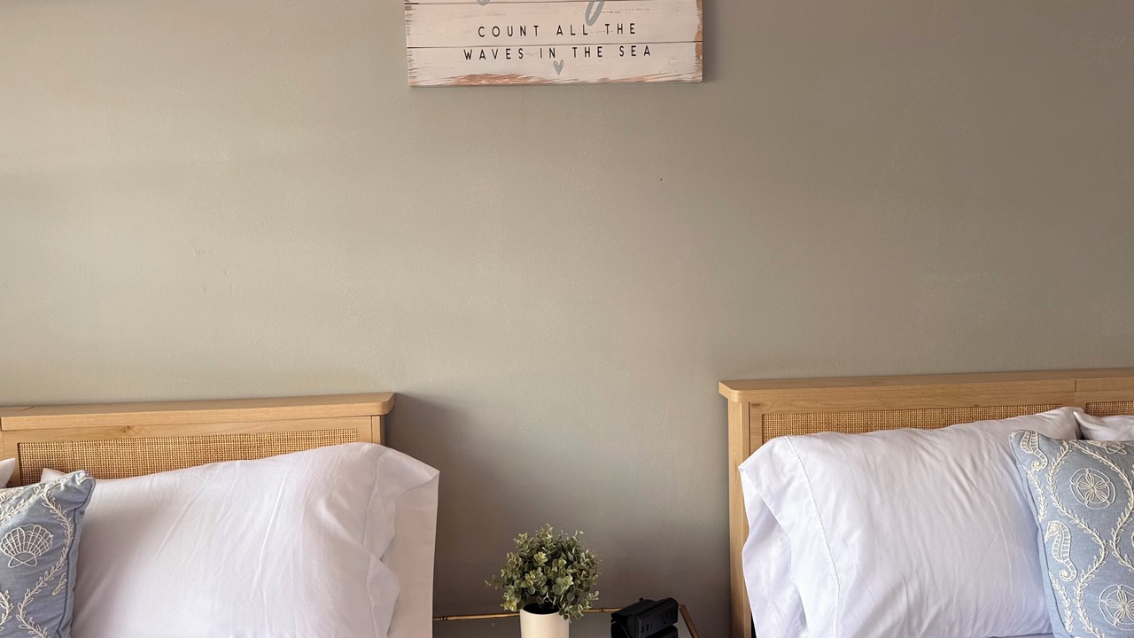 Photo of Bedroom in East Lake Woodlands
