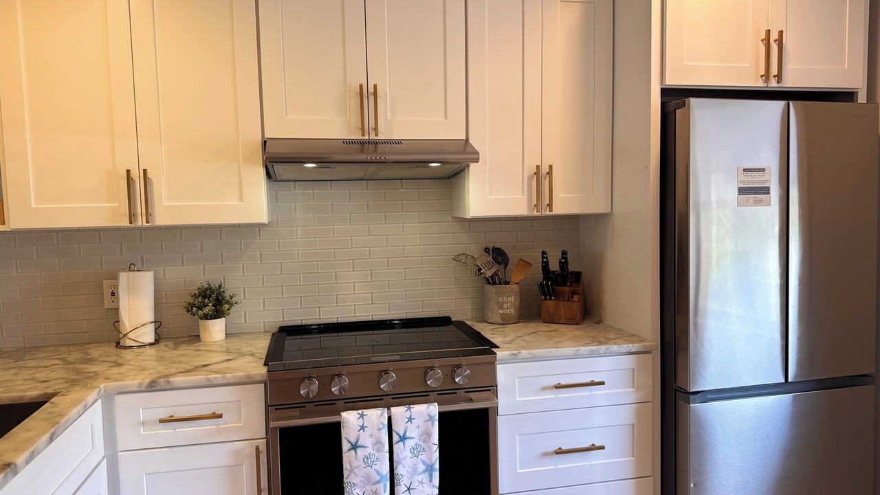 Photo of Kitchen in East Lake Woodlands