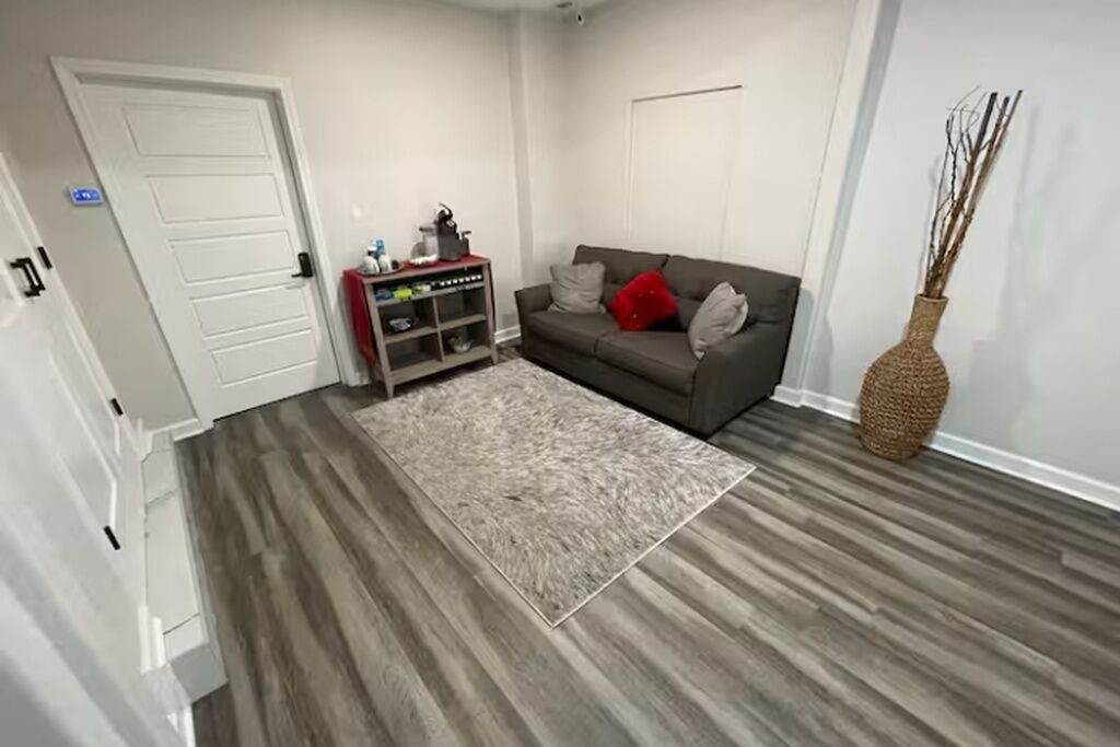 Photo of Others in Uptown