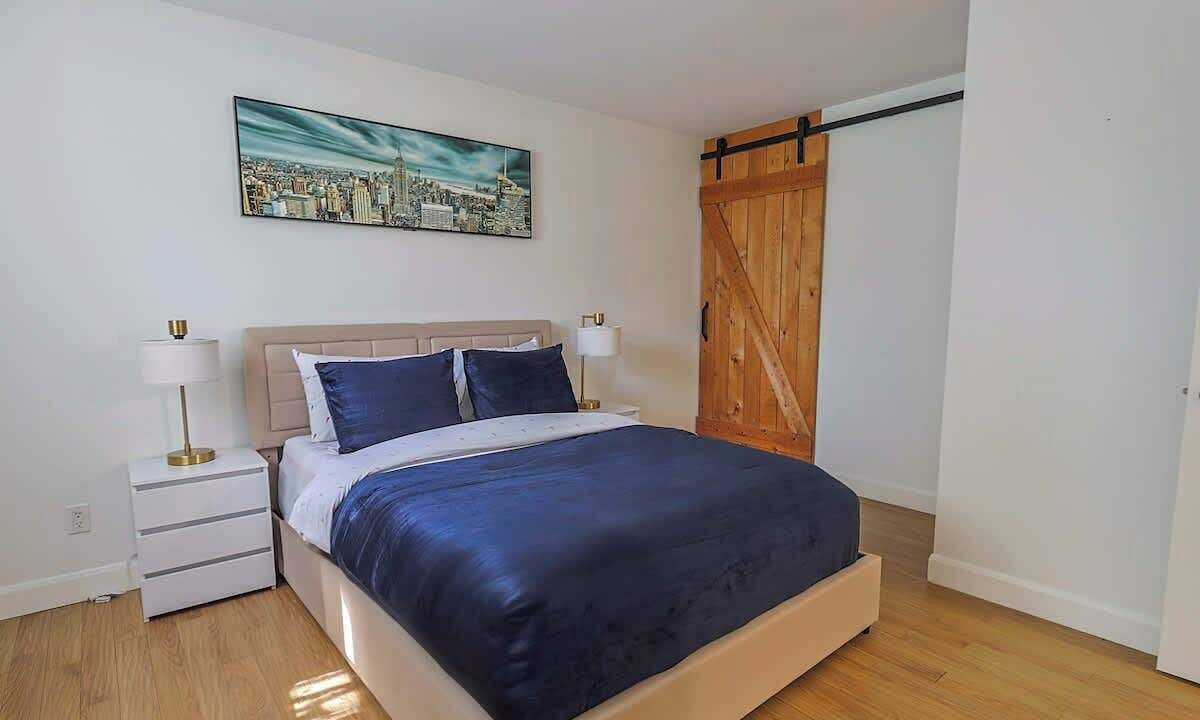 Photo of Bedroom in Val-Belair