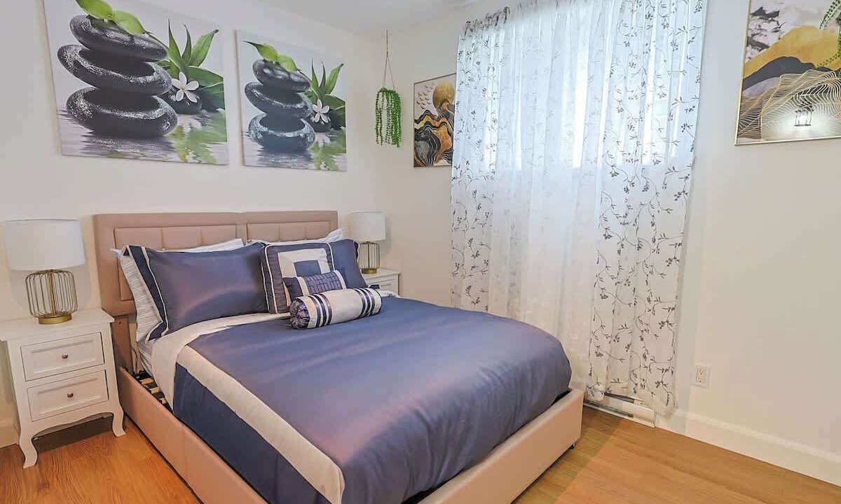 Photo of Bedroom in Val-Belair