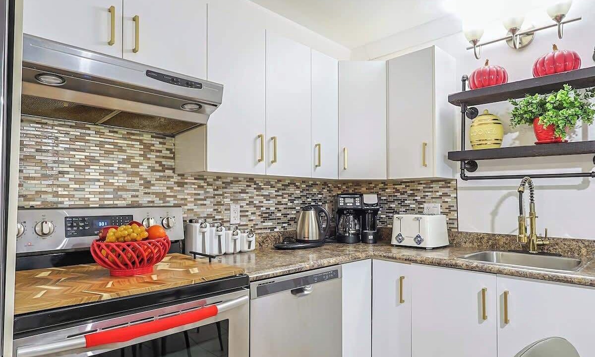 Photo of Kitchen in Val-Belair
