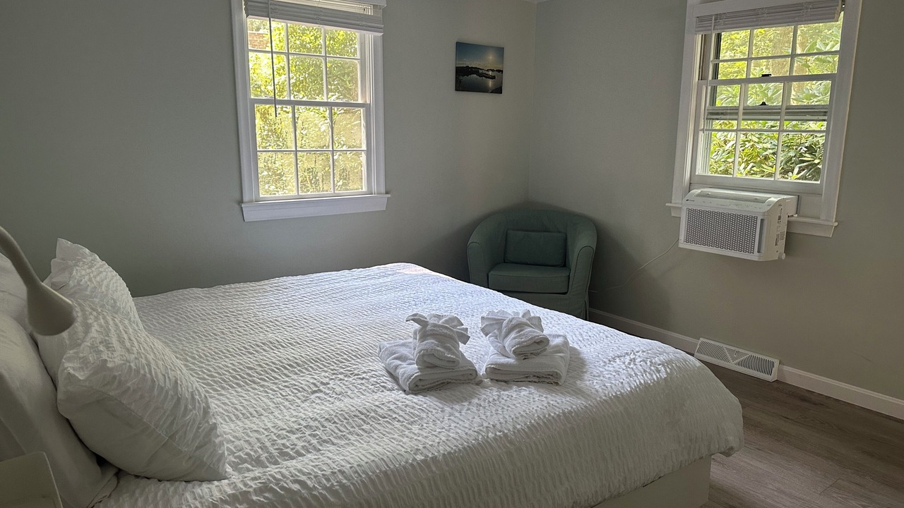 Photo of Bedroom in West Falmouth