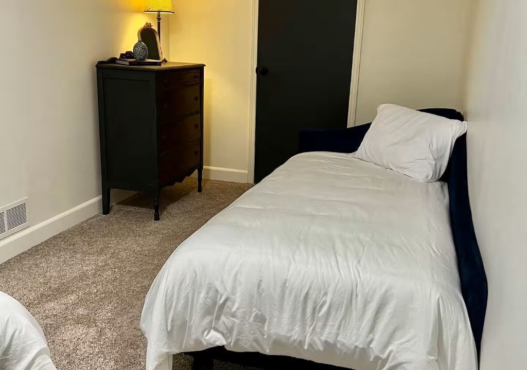Photo of Bedroom in Hutchinson
