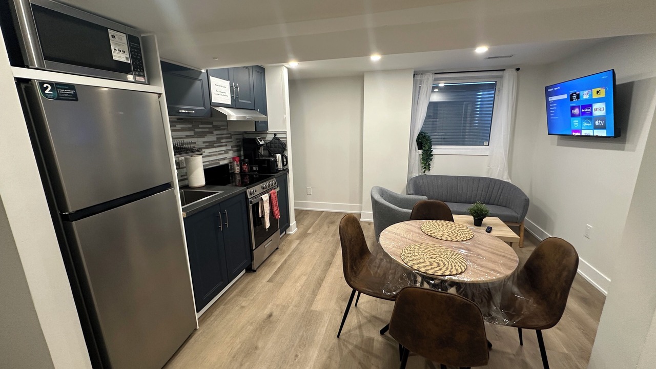 Photo of Bedroom in Thornhill