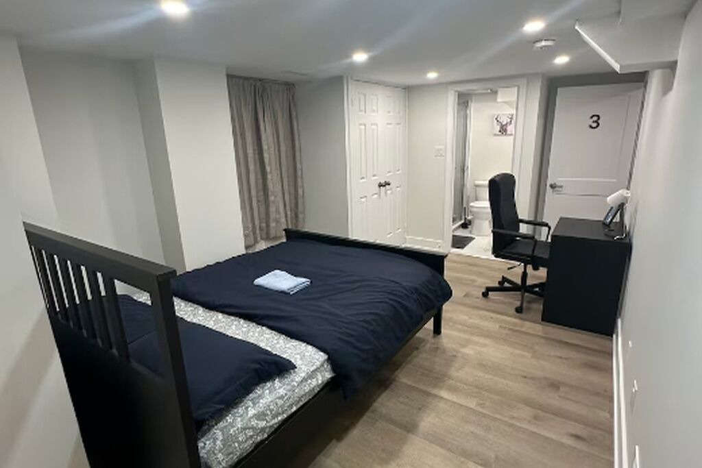 Photo of Bedroom in Thornhill