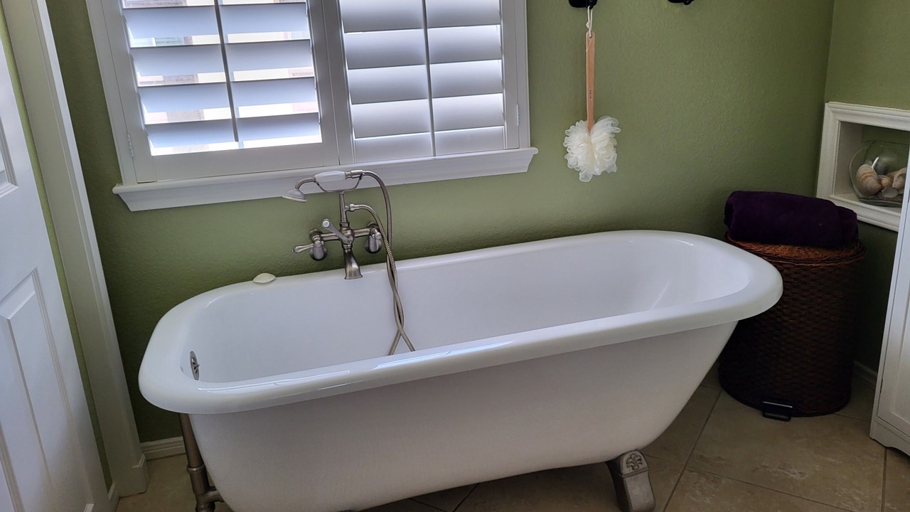 Photo of Bathroom in Nassau Bay