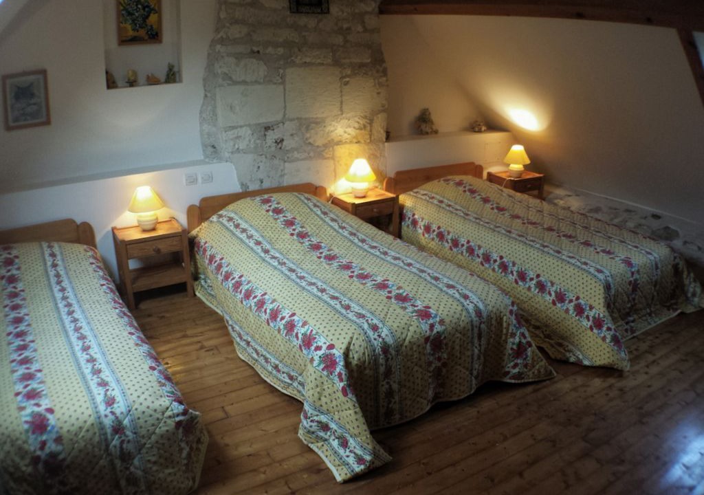 Photo of Bedroom in Marce-sur-Esves