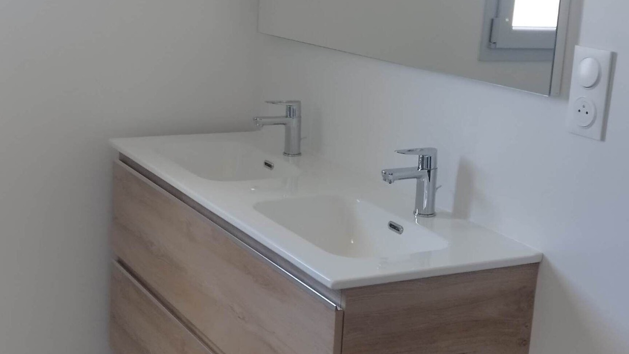 Photo of Bathroom in Saint-Yrieix-la-Perche