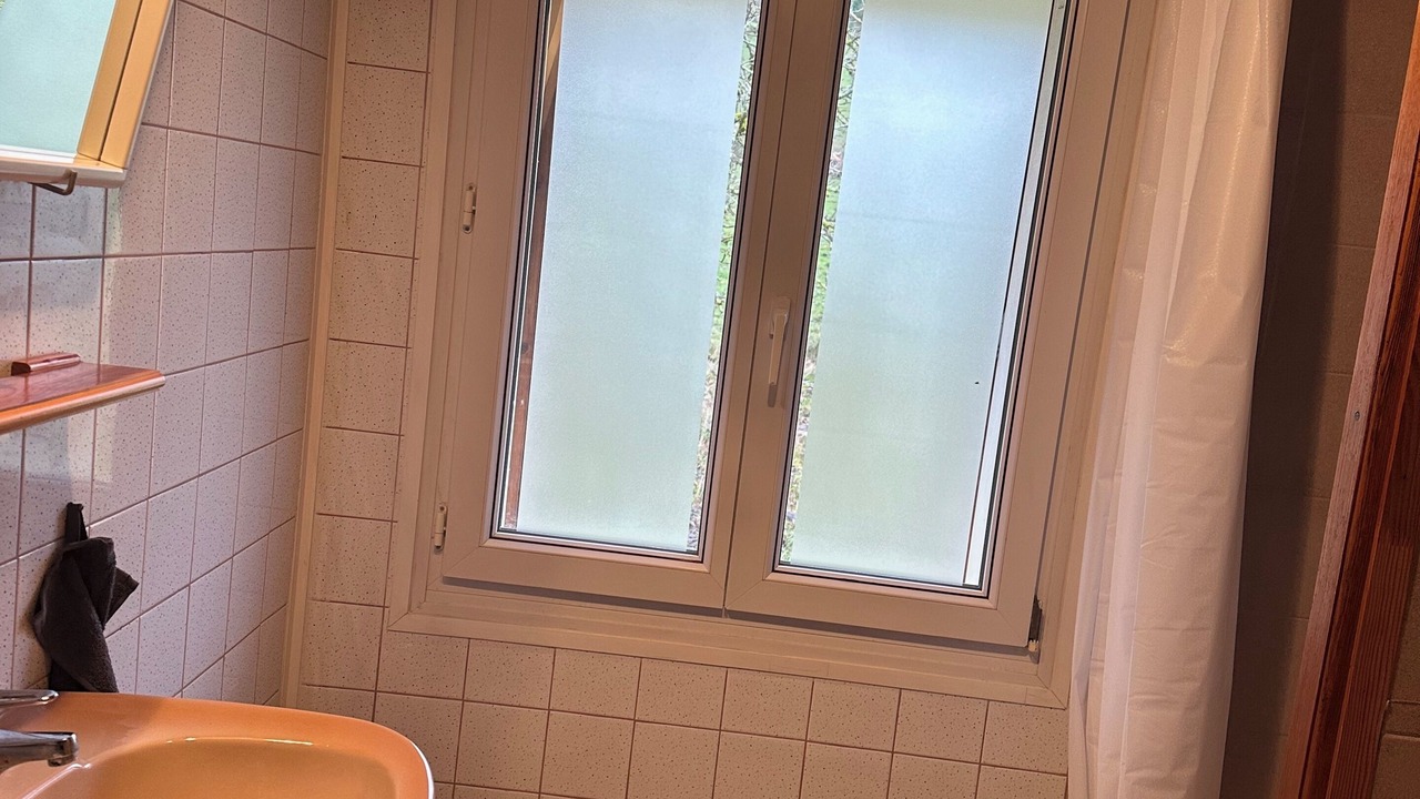 Photo of Bathroom in Bellenot-sous-Pouilly