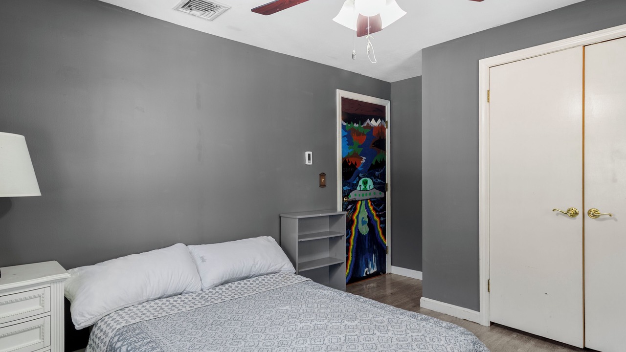 Photo of Bedroom in Sharon