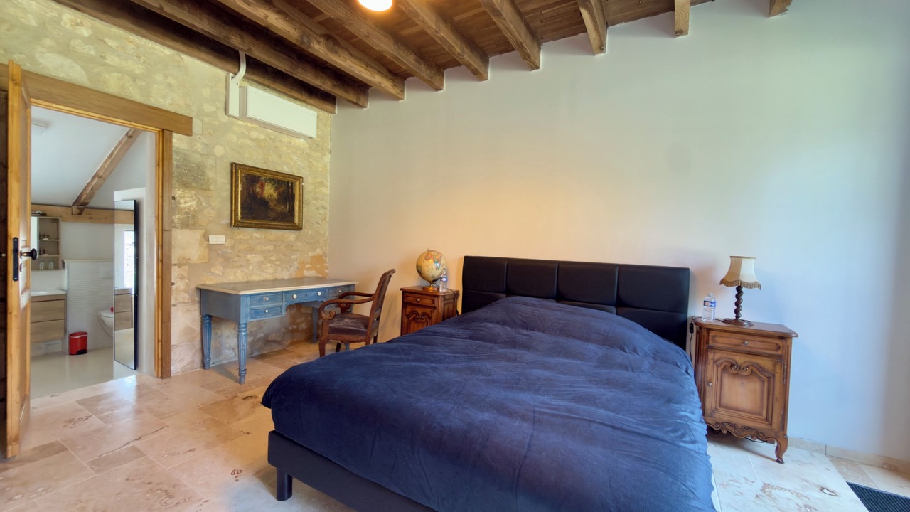 Photo of Bedroom in Chauvigny
