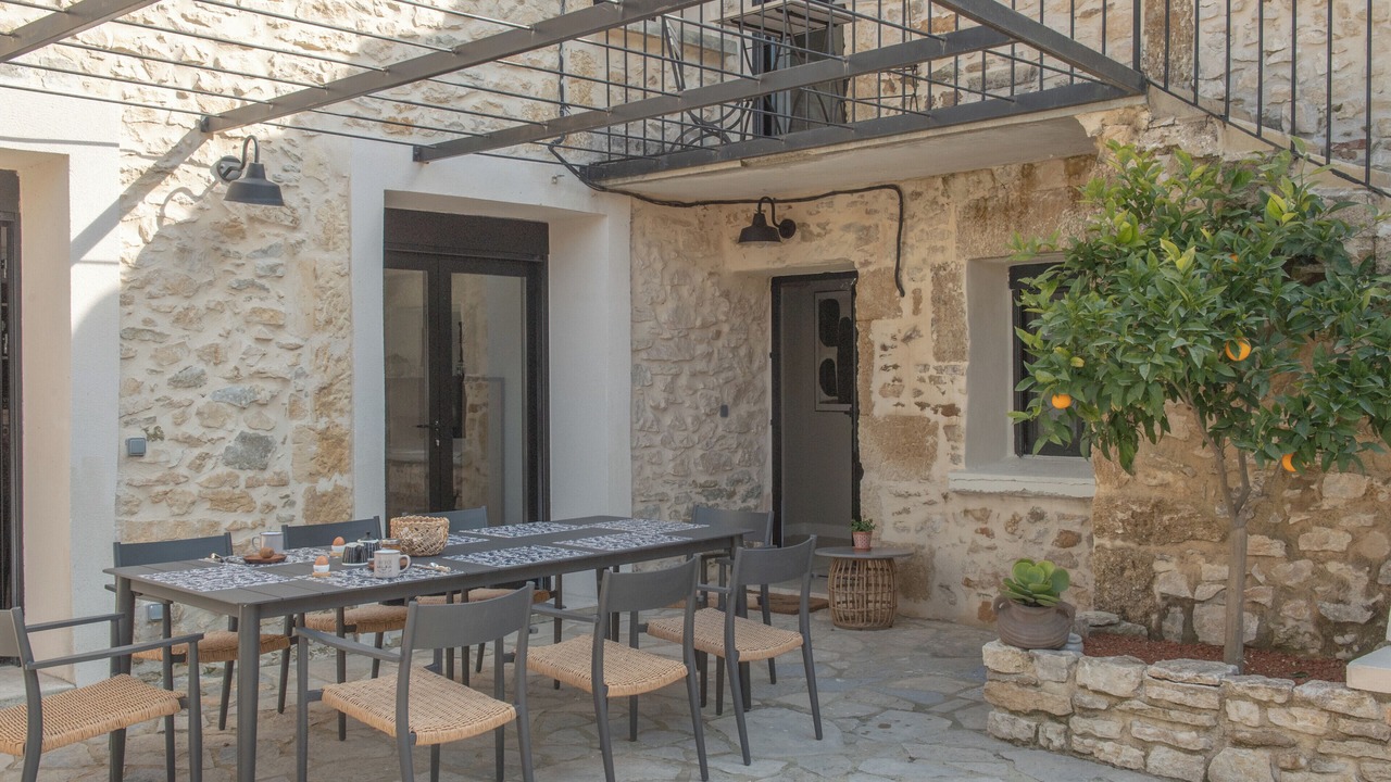 Photo of Outdoor in Connaux