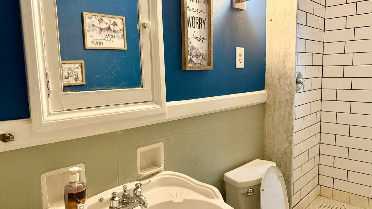 Photo of Bathroom in Downtown Syracuse