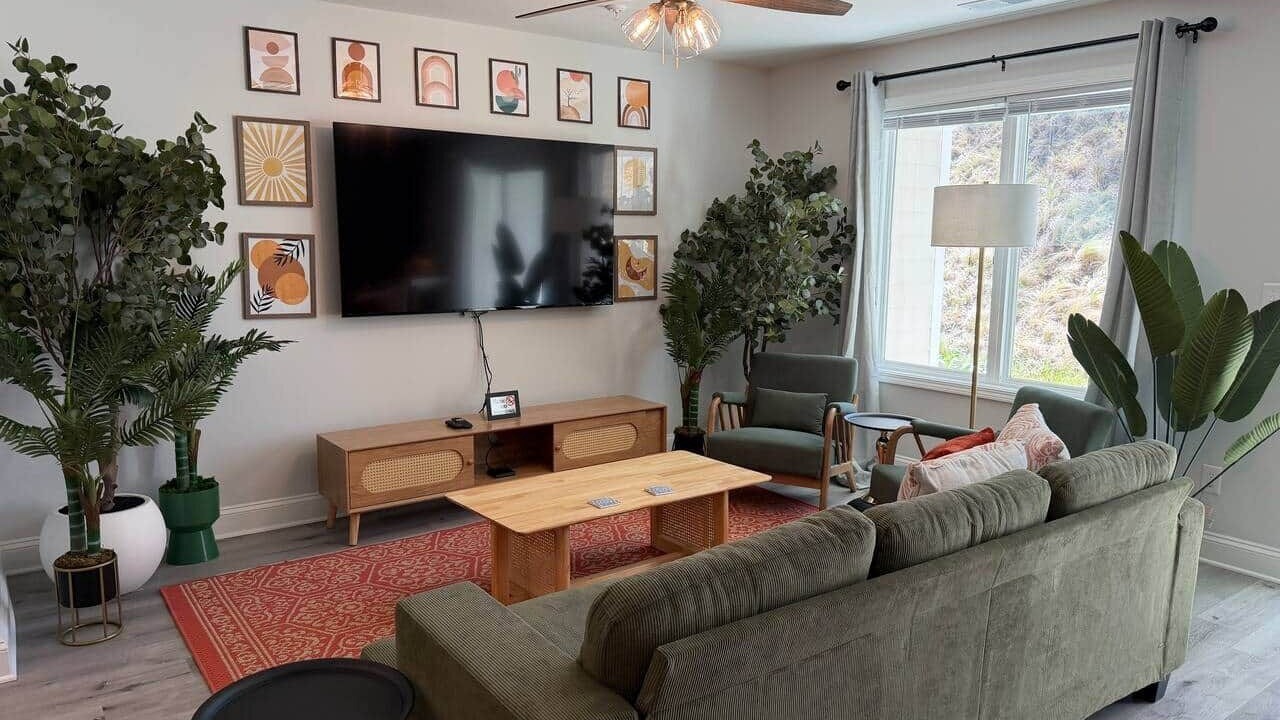 Photo of Livingroom in State Park