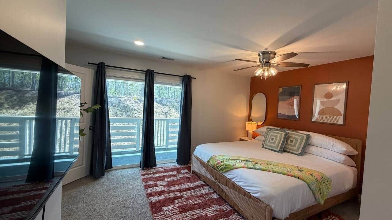 Photo of Bedroom in State Park