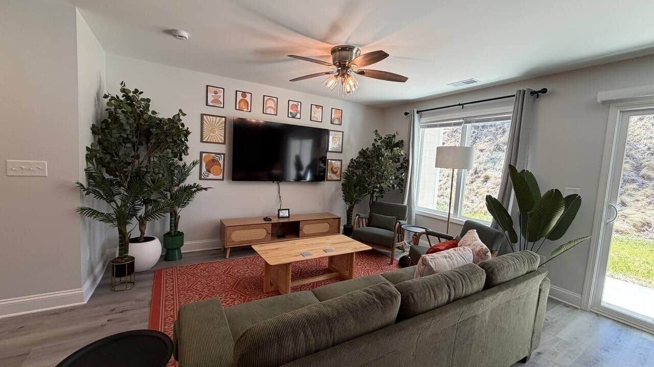 Photo of Livingroom in State Park