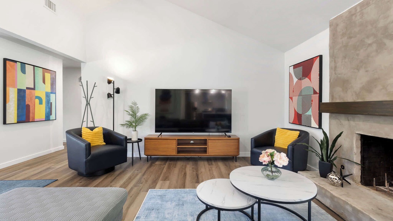 Photo of Livingroom in Oak Forest