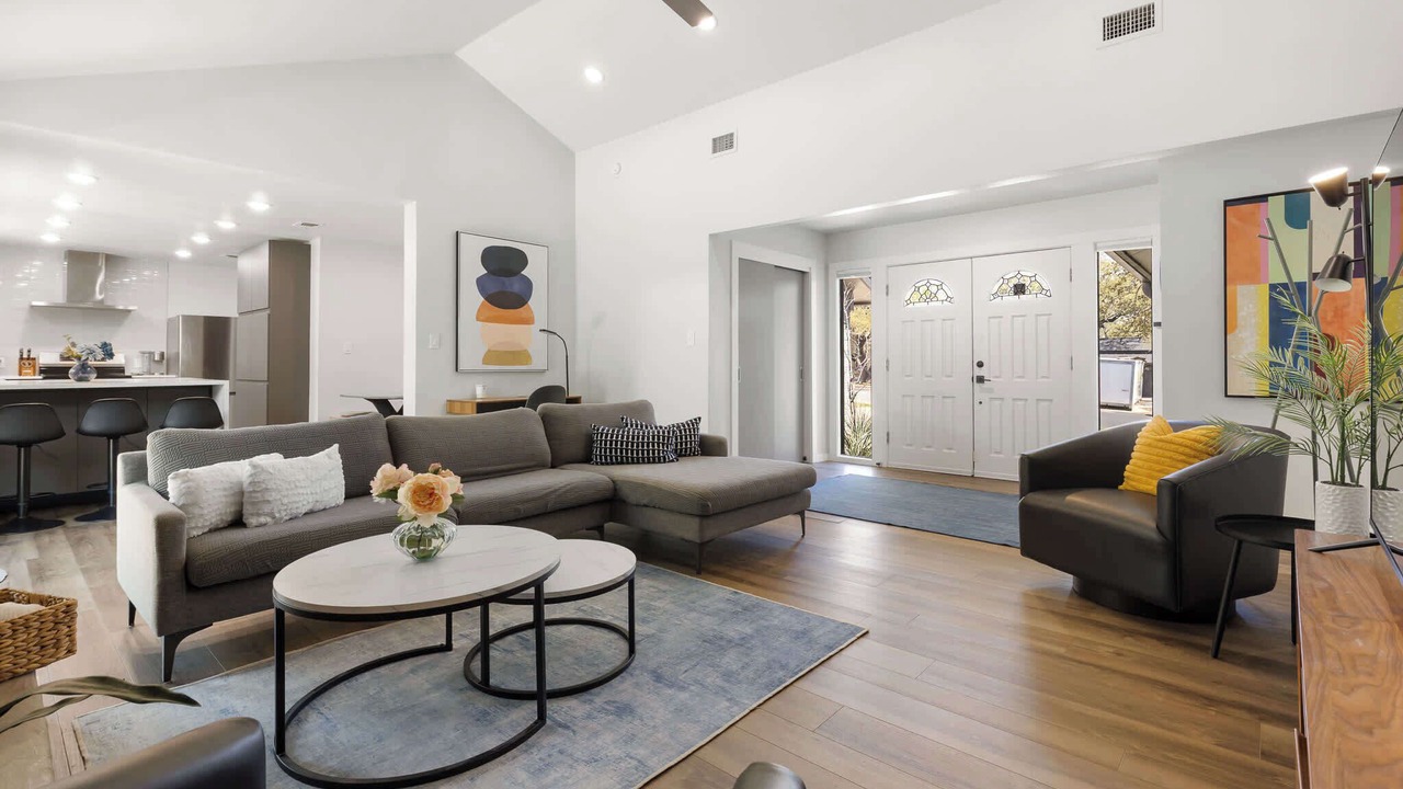 Photo of Livingroom in Oak Forest