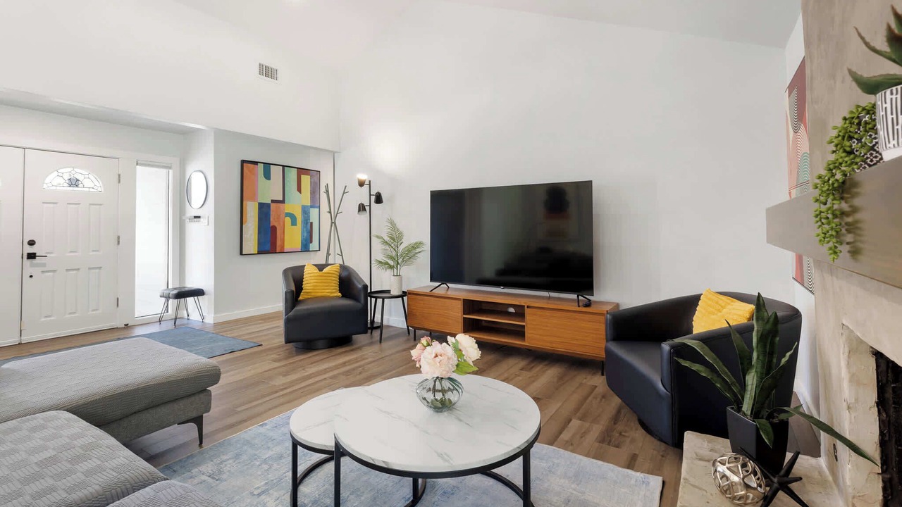 Photo of Livingroom in Oak Forest
