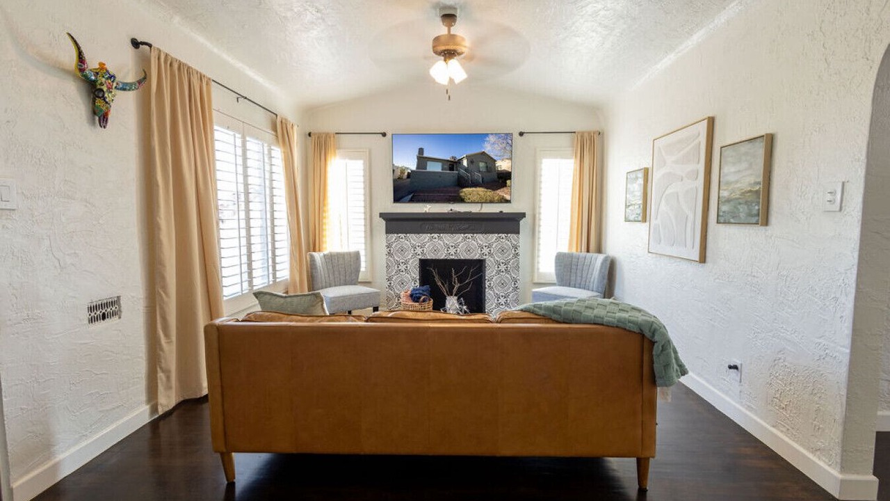Photo of Livingroom in El Paso