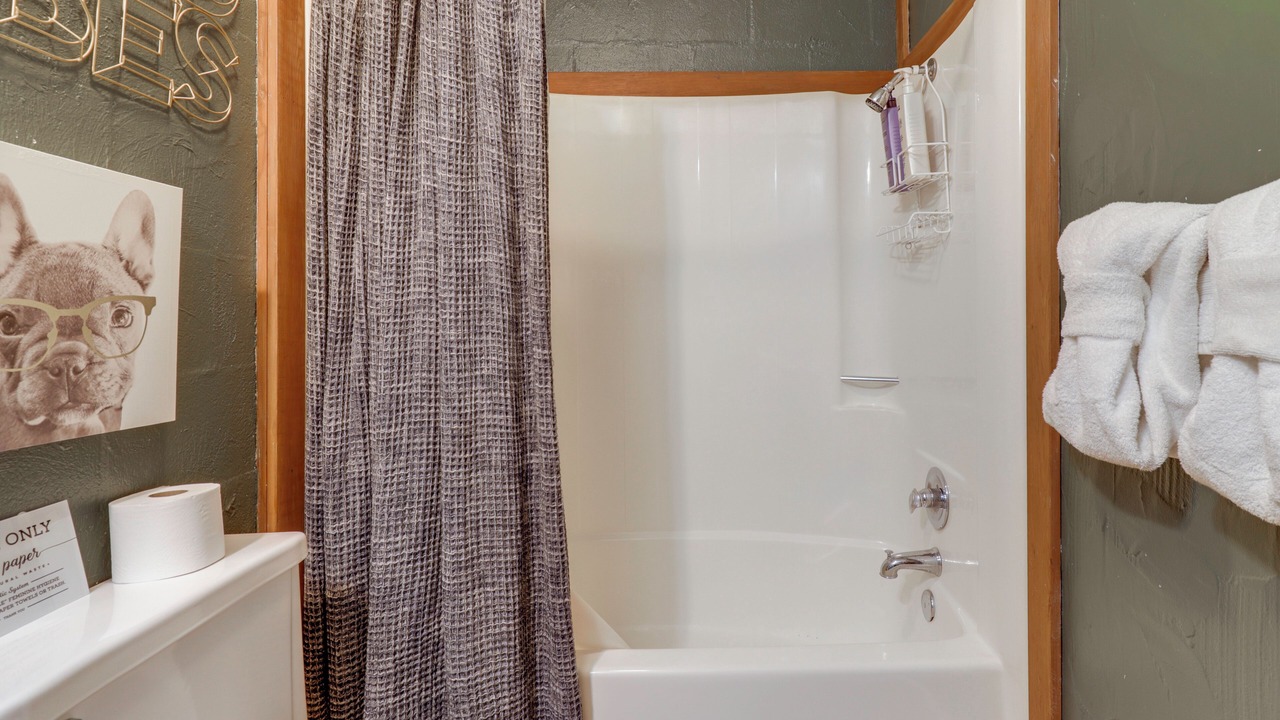 Photo of Bathroom in Bean Station