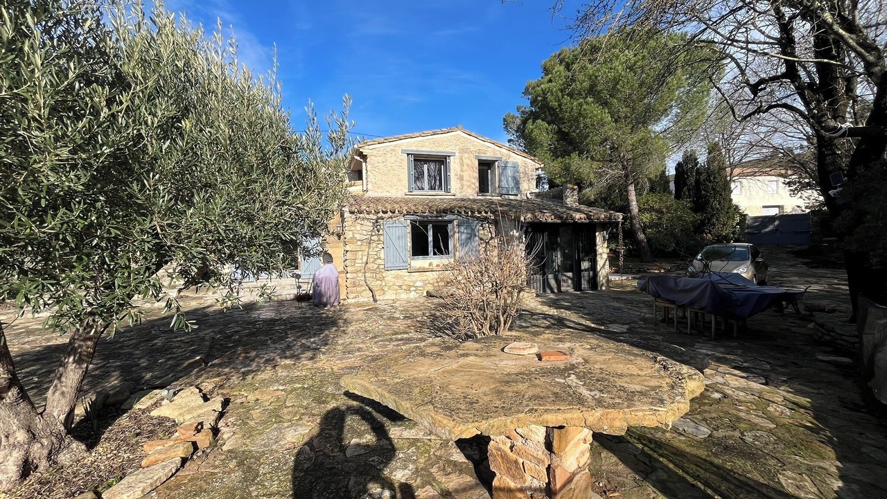 Photo of Outdoor in Cabrials