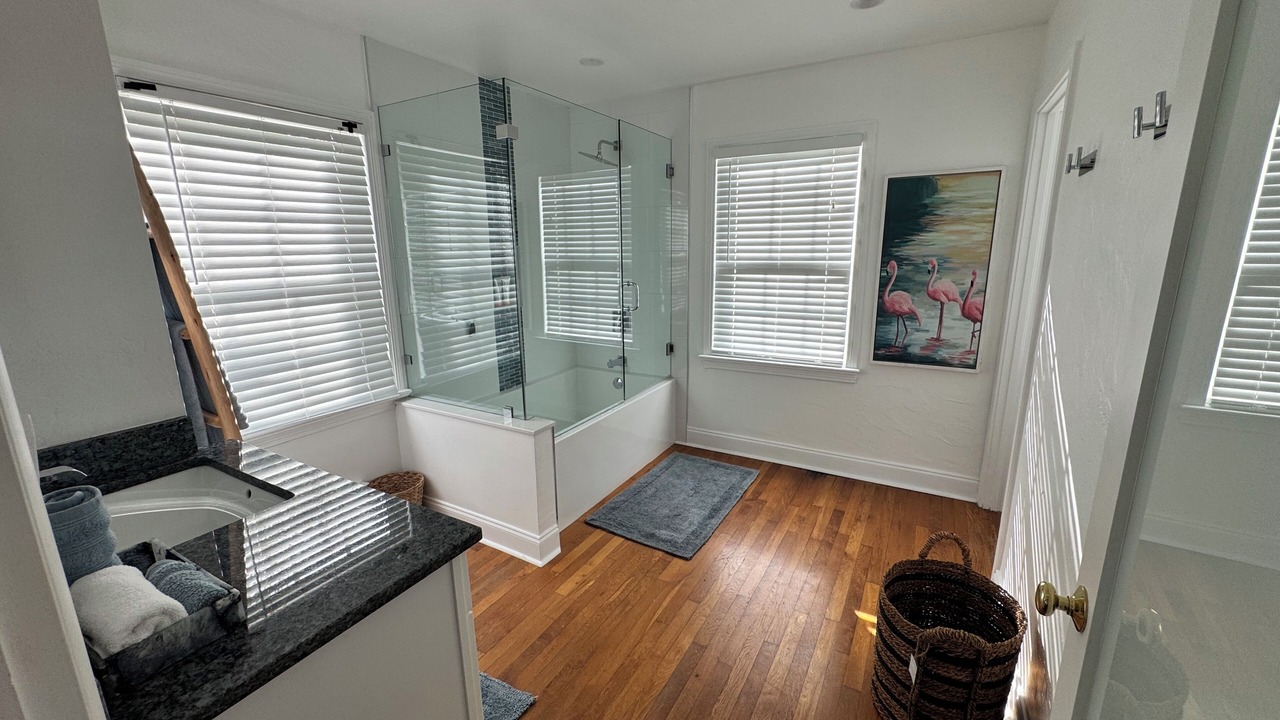 Photo of Bathroom in Poiciana Park II