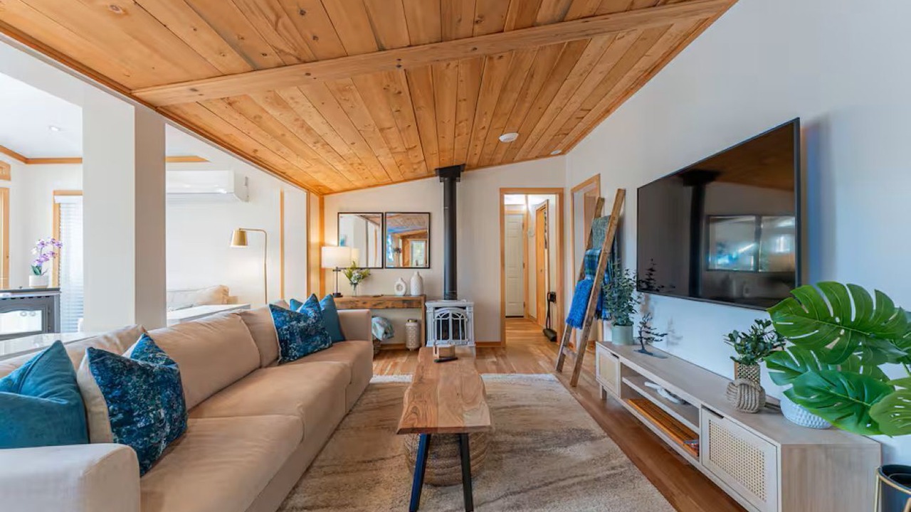 Photo of Livingroom in Huntsville