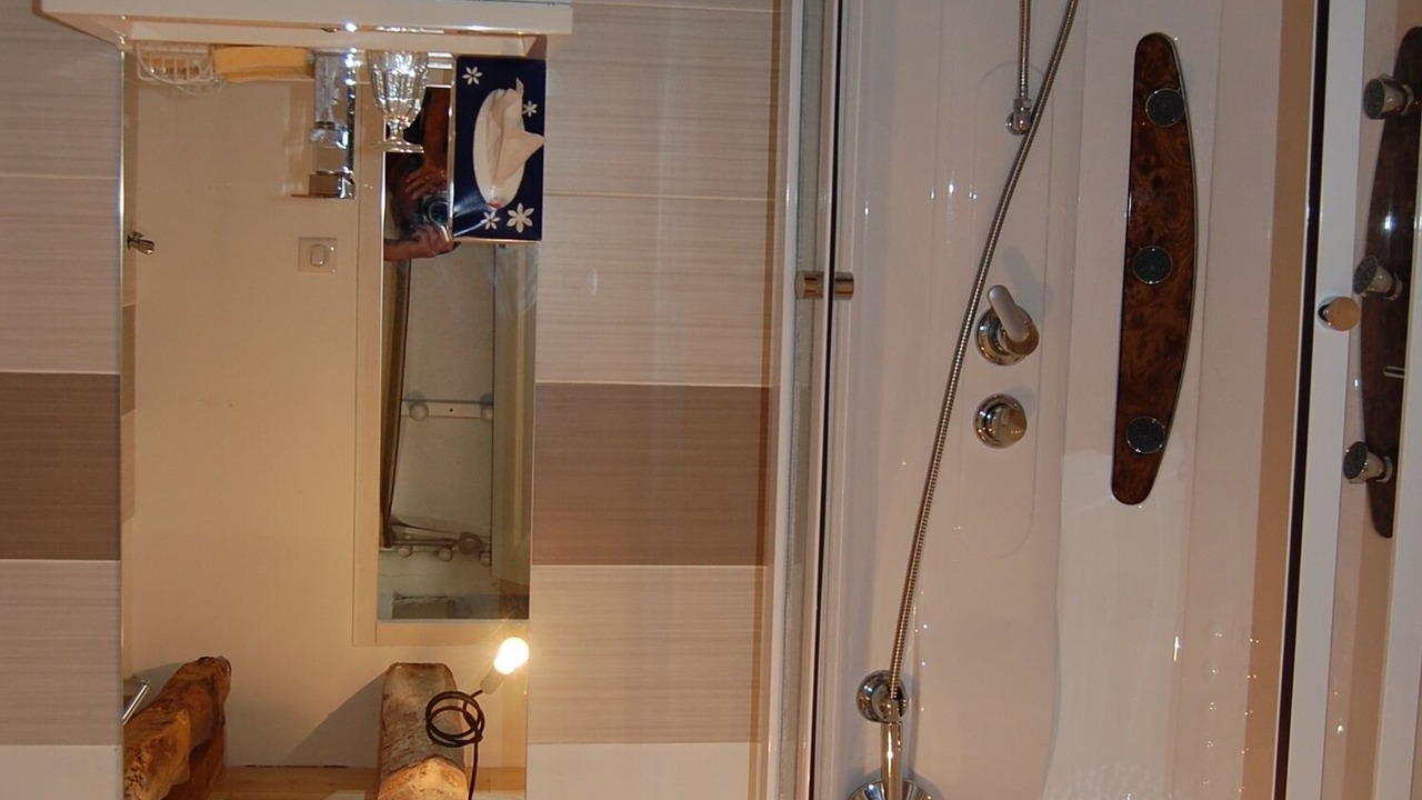 Photo of Bathroom in Bonac-Irazein