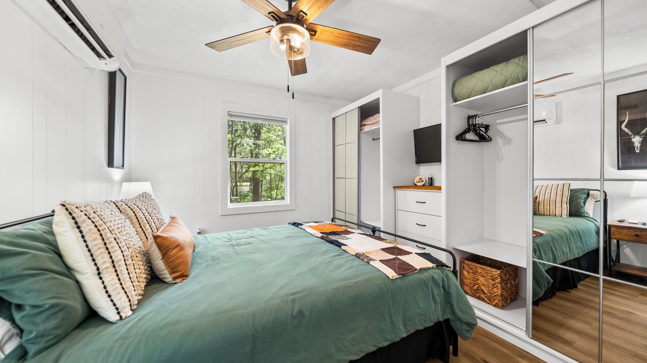 Photo of Bedroom in Gordonville