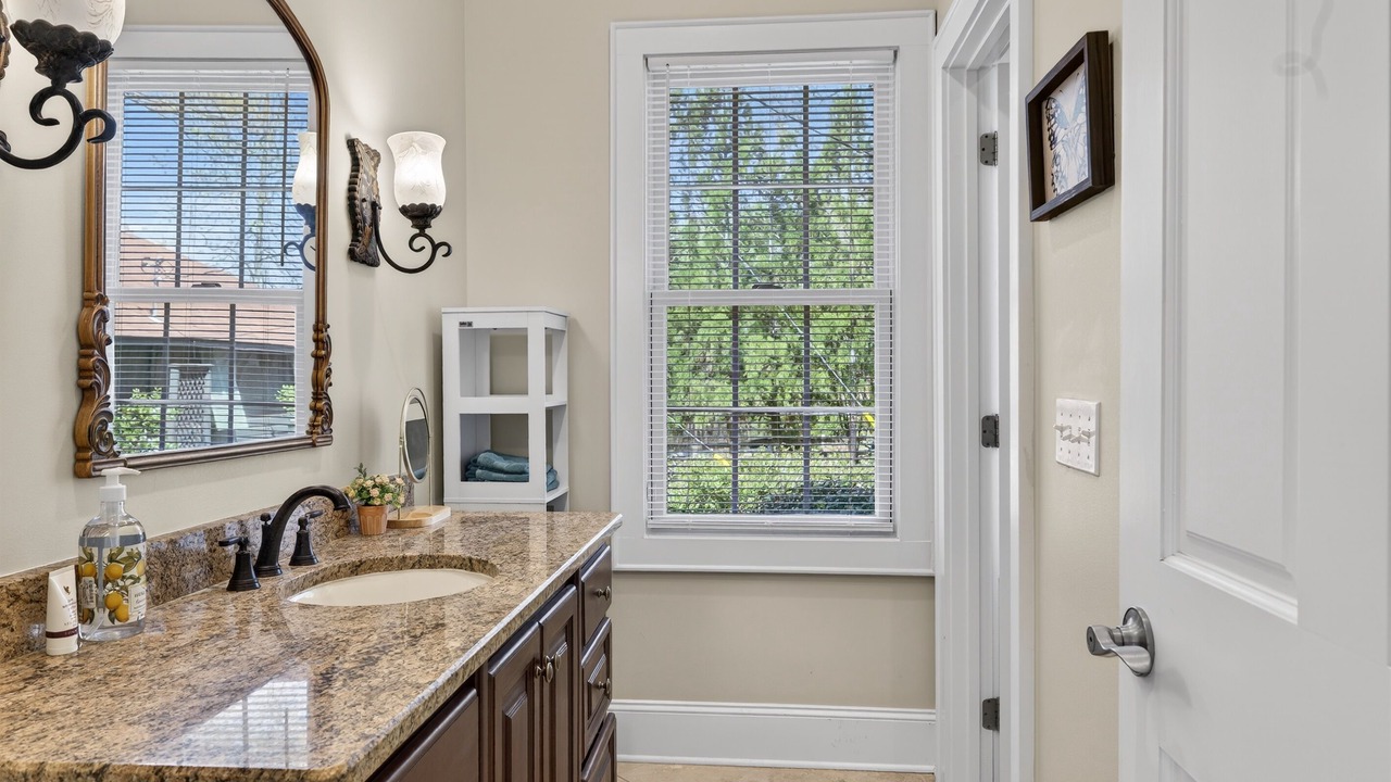 Photo of Bathroom in Centre