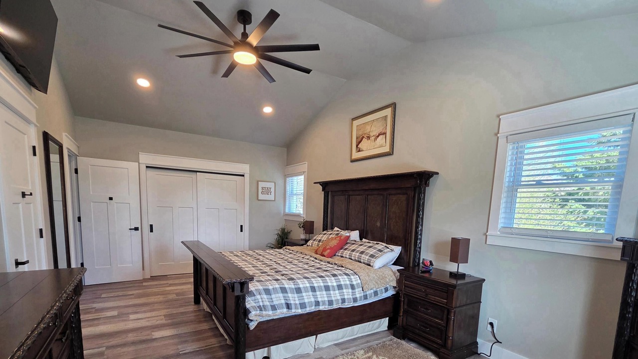 Photo of Bedroom in Maryville