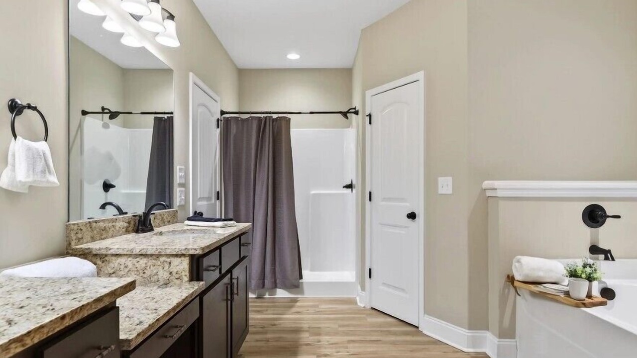 Photo of Bathroom in Pigeon Forge