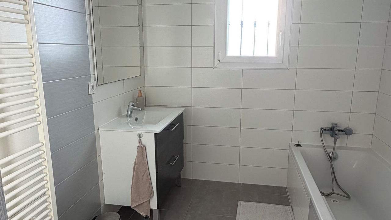 Photo of Bathroom in Istres