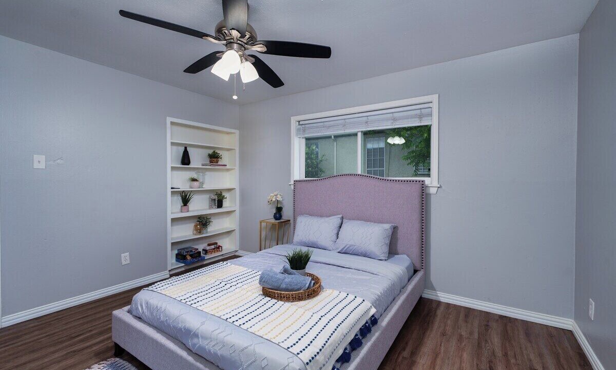 Photo of Bedroom in Knox - Henderson