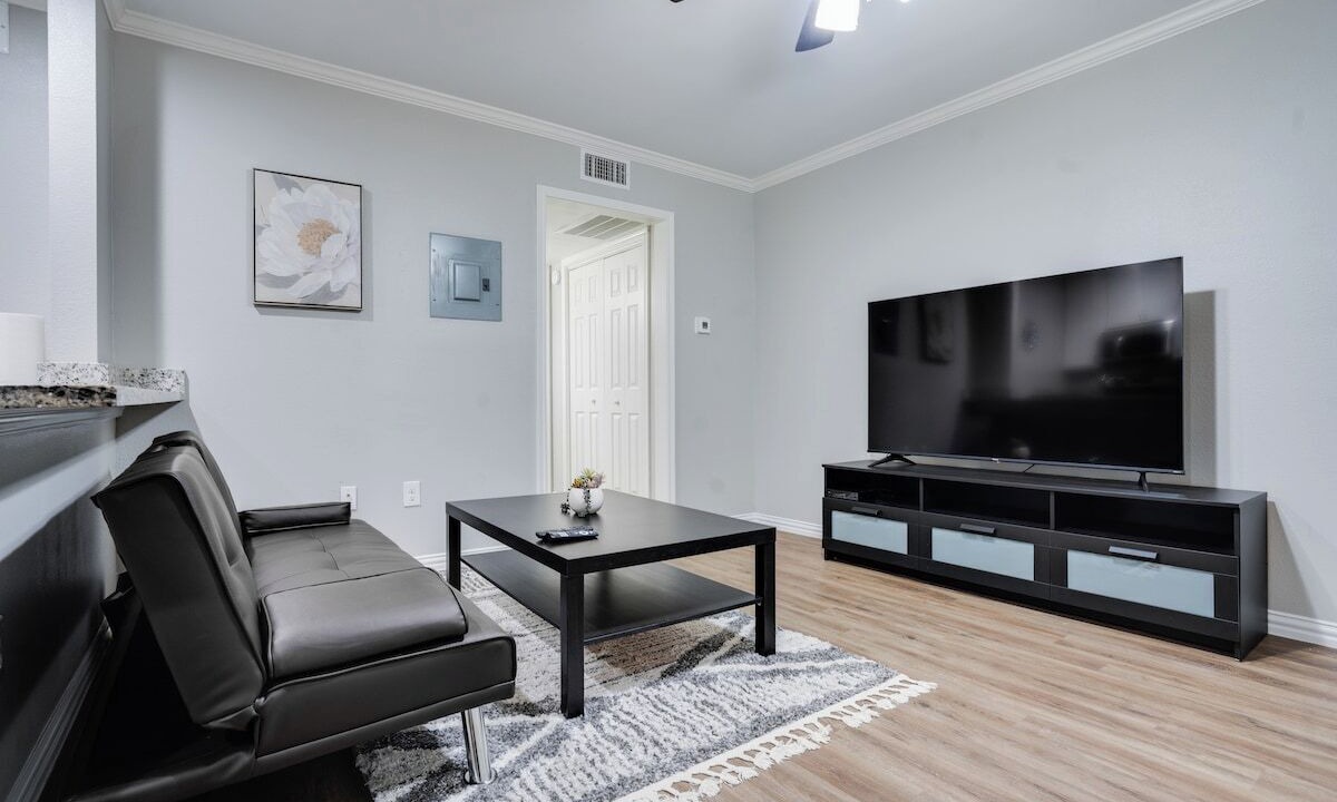 Photo of Livingroom in Old East Dallas