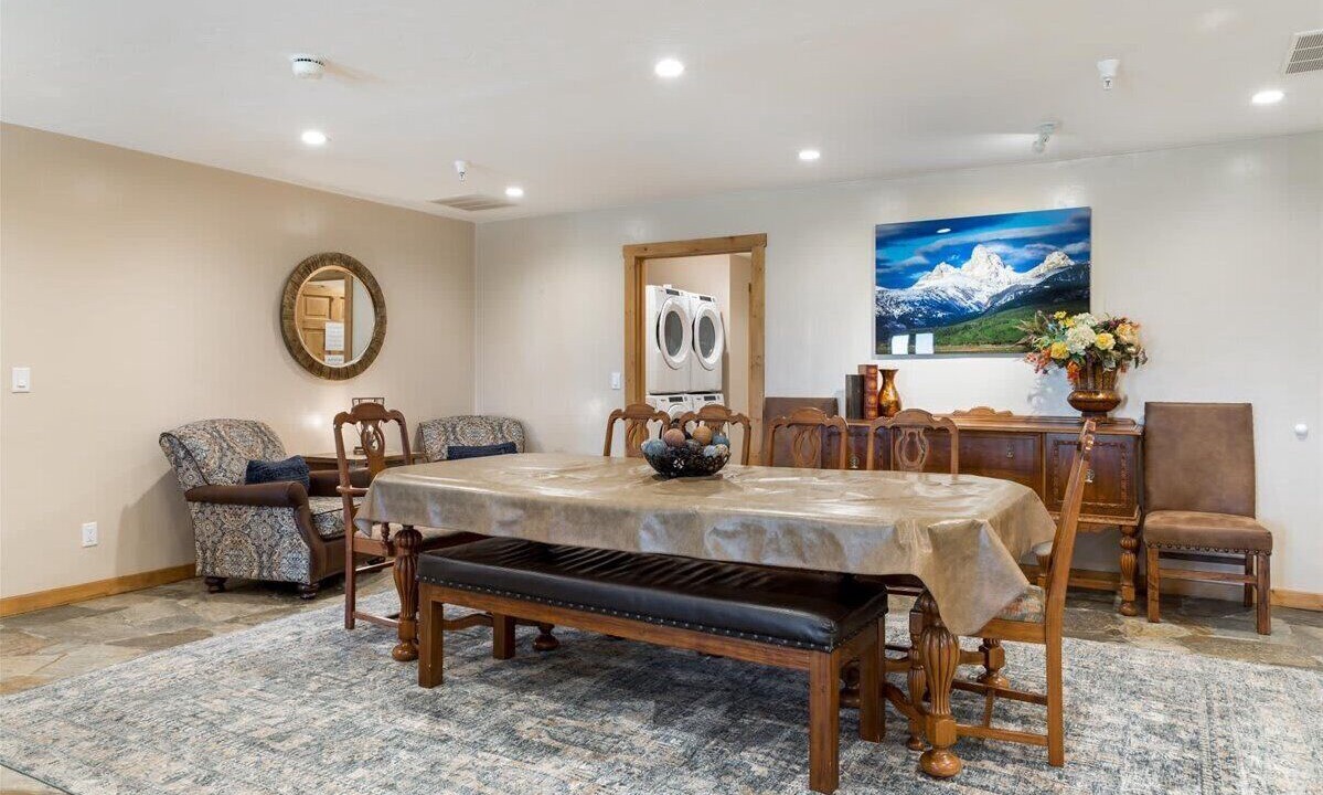Photo of Others in Leigh Creek Estates