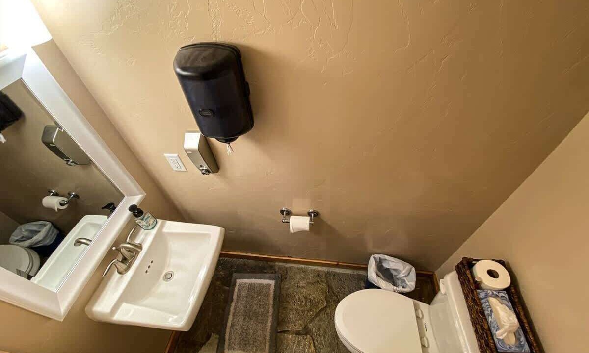 Photo of Bedroom in Leigh Creek Estates