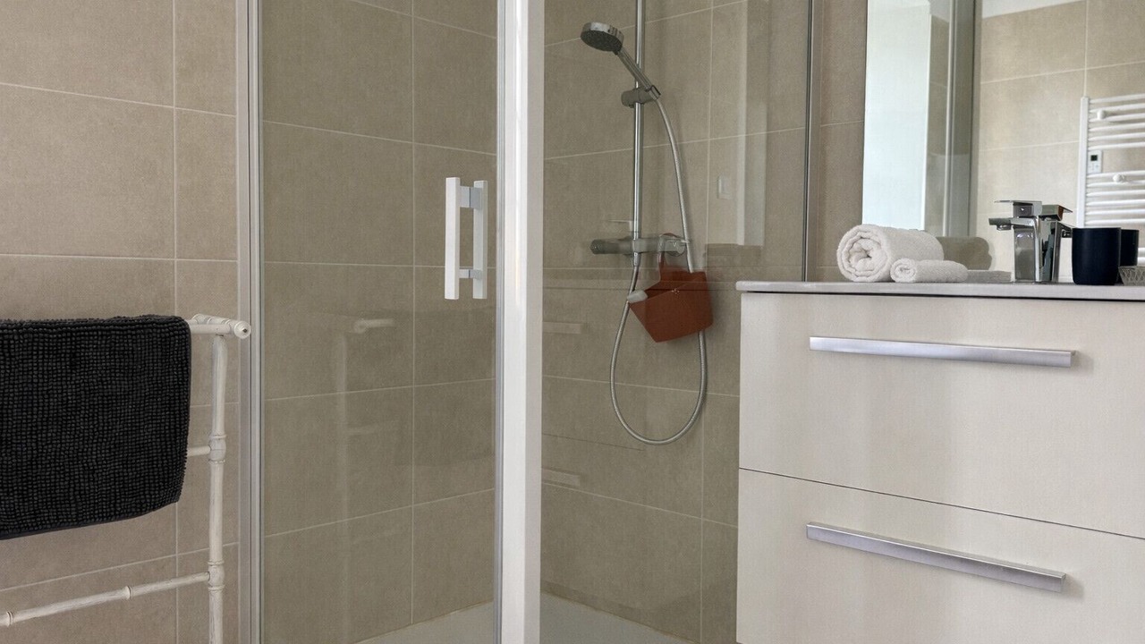 Photo of Bathroom in Vaire