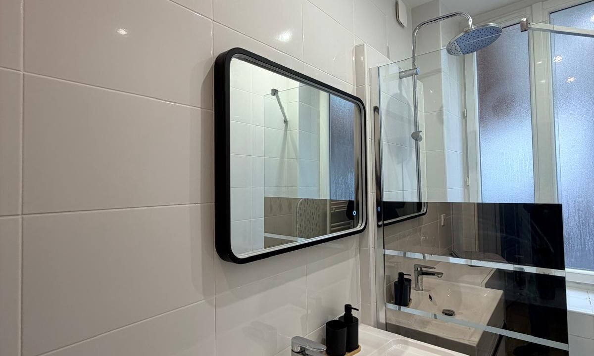 Photo of Bathroom in Vassieux - Crepieux
