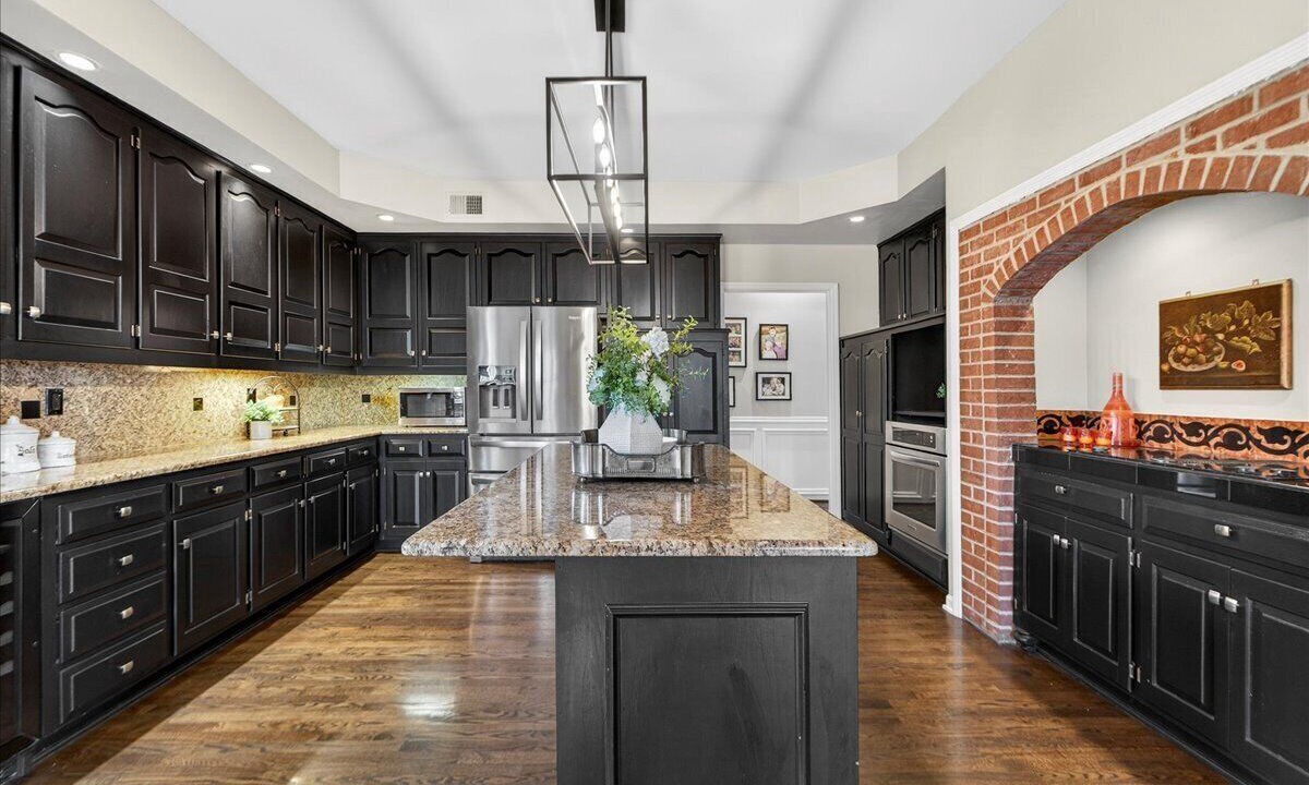 Photo of Kitchen in Prairie Village