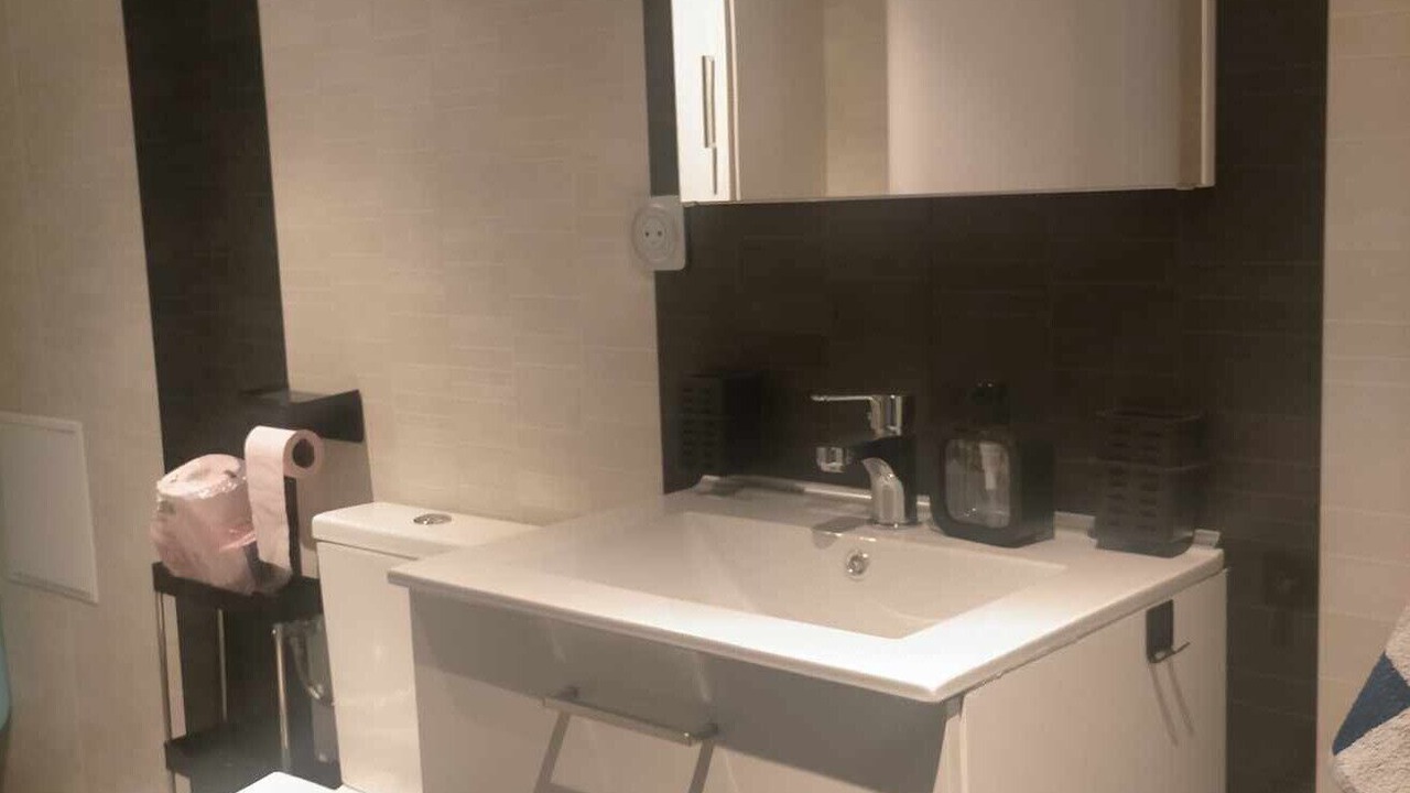 Photo of Bathroom in Landres